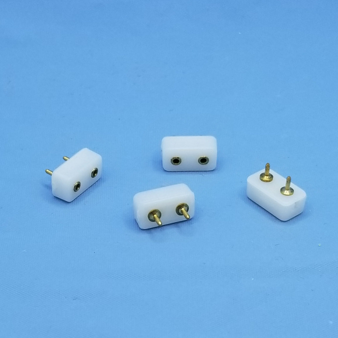 Pound-In Receptacles - 12 Volt System - 4 Pack - Cir-Kit