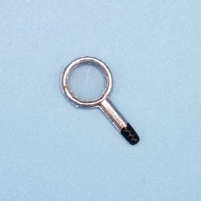 Magnifying Glass - 1/12 Scale Dollhouse Miniature