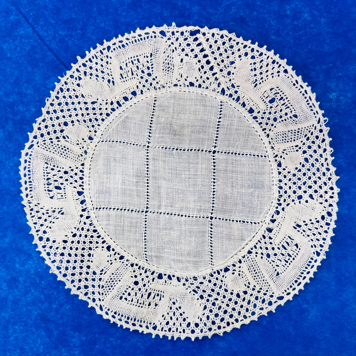 Crochet- Table Centerpiece - 1/12 Scale Dollhouse Miniature
