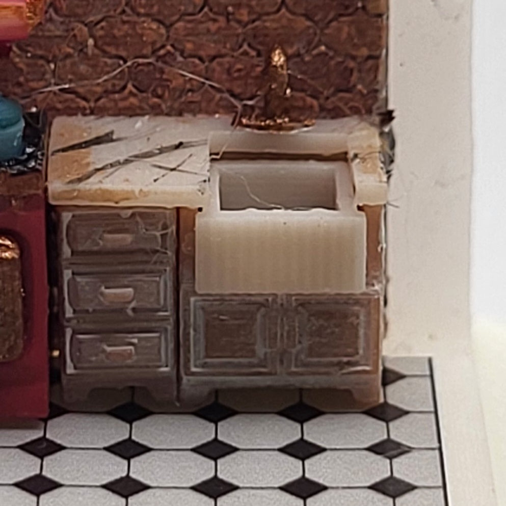 Farmhouse Sink & Cabinet - 3D Printed Kit - Ivette Orellana - 1/144 Scale Dollhouse Miniature